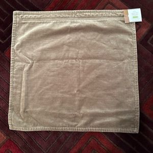 Pottery Barn Velvet Pillow Cover NWT 20 x 20 Inches